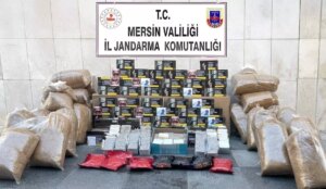 mersinde sigara kacakciligi operasyonu 3 gozalti X42jPJrC.jpg